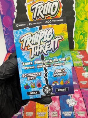 TRIPLE THREAT 2G DUAL DISPOSABLE by TRIO W/GUMMIES + PREROLL