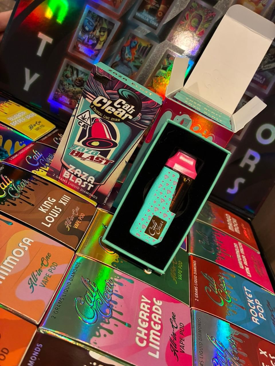 Cali Clear Party Pack Disposable 2g – Liquid Diamond - Image 3