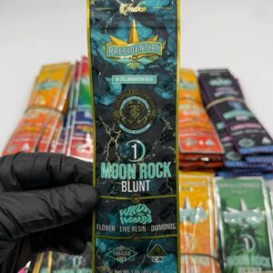 Alternative view of Presidential Blunts Moon Rock Pre rolls