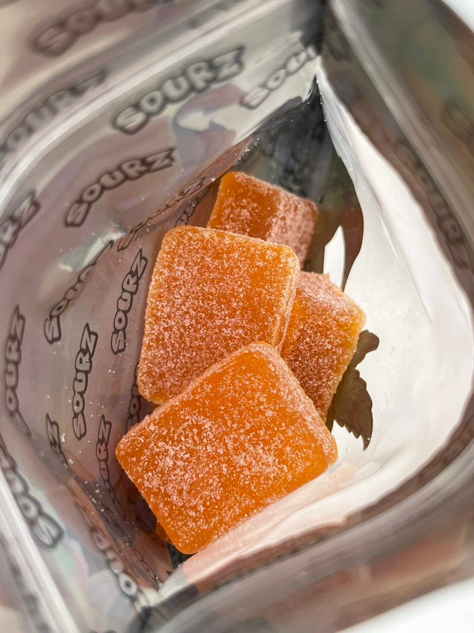 SOURZ LIQUID DIAMOND GUMMIES 600mg - Image 3