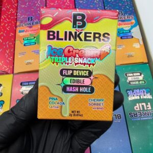 Blinkers Flip Triple Snack 2G Disposable