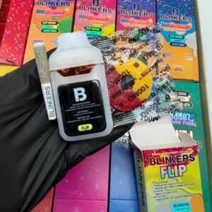 Blinkers Flip Triple Snack 2G Disposable