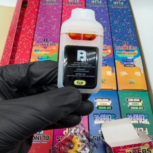 Blinkers Flip Triple Snack 2G Disposable